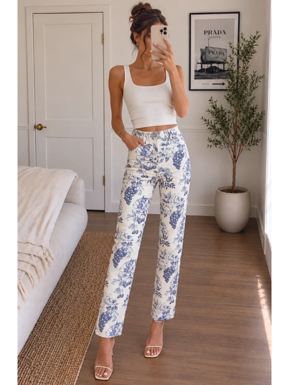 Reformation Cynthia Toile High Rise Straight Jeans 25 Monaco Floral $178